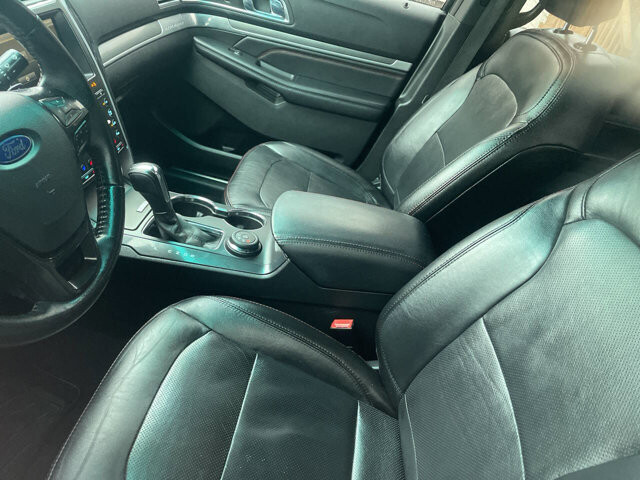 2016 Ford Explorer in Mount Vernon, WA 98273 - 18140374 4