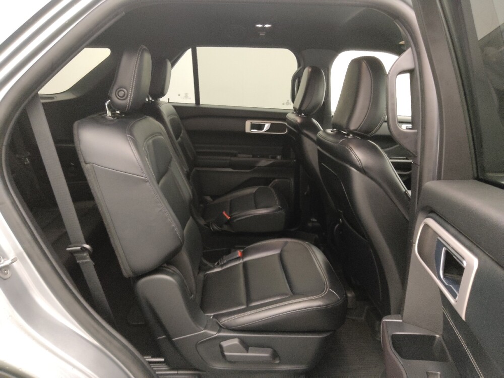 2020 Ford Explorer in Springfield, MO 65807 - 18140378 19