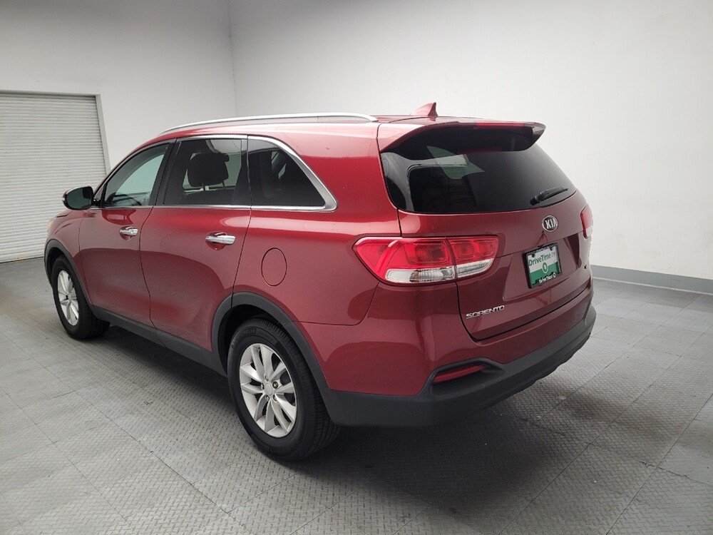 2017 Kia Sorento in Riverside, CA 92504 - 18140382 5