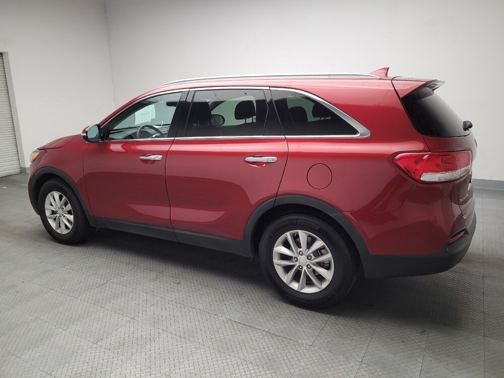 2017 Kia Sorento in Riverside, CA 92504 - 18140382 3