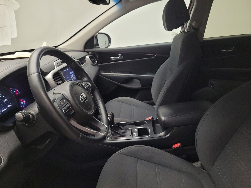 2017 Kia Sorento in Riverside, CA 92504 - 18140382 17
