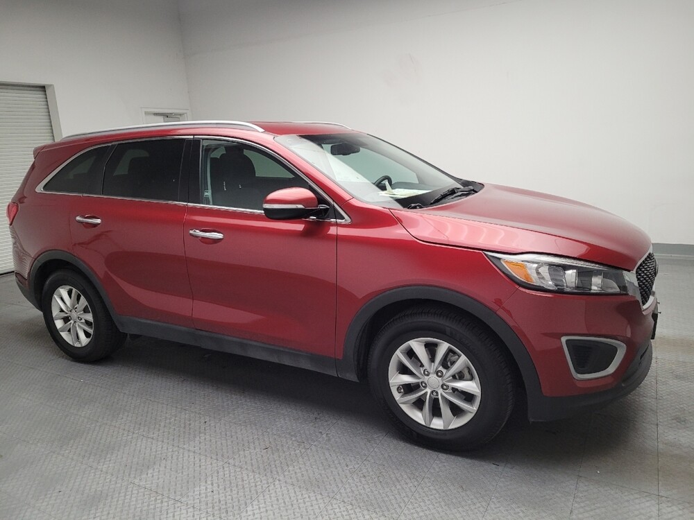 2017 Kia Sorento in Riverside, CA 92504 - 18140382 11