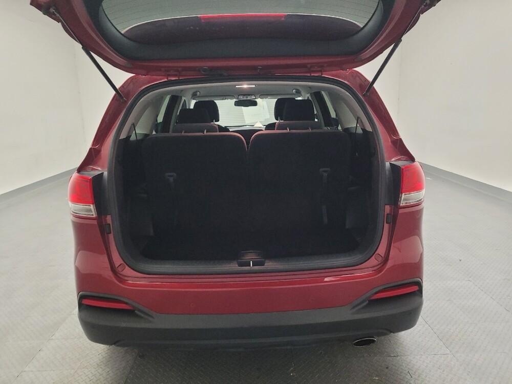 2017 Kia Sorento in Riverside, CA 92504 - 18140382 29