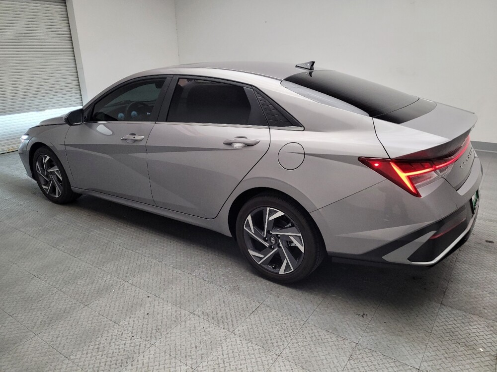 2025 Hyundai Elantra in Downey, CA 90241 - 18140383 3