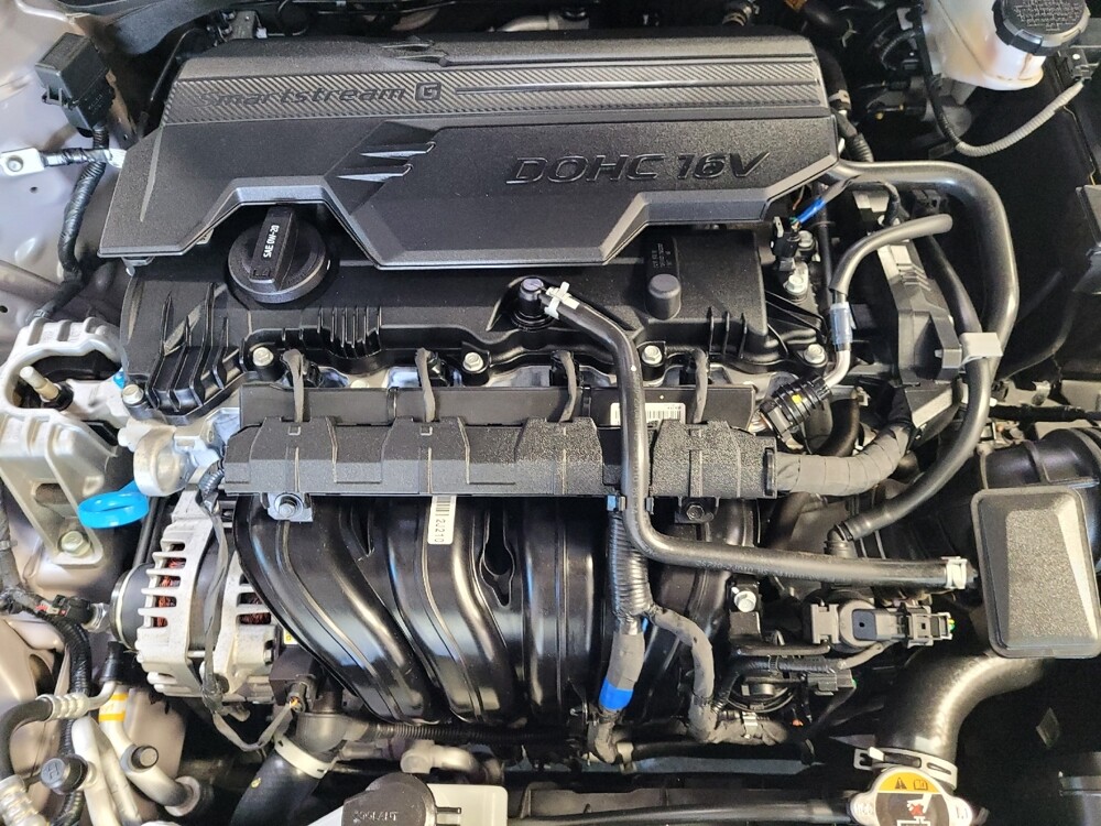 2025 Hyundai Elantra in Downey, CA 90241 - 18140383 30