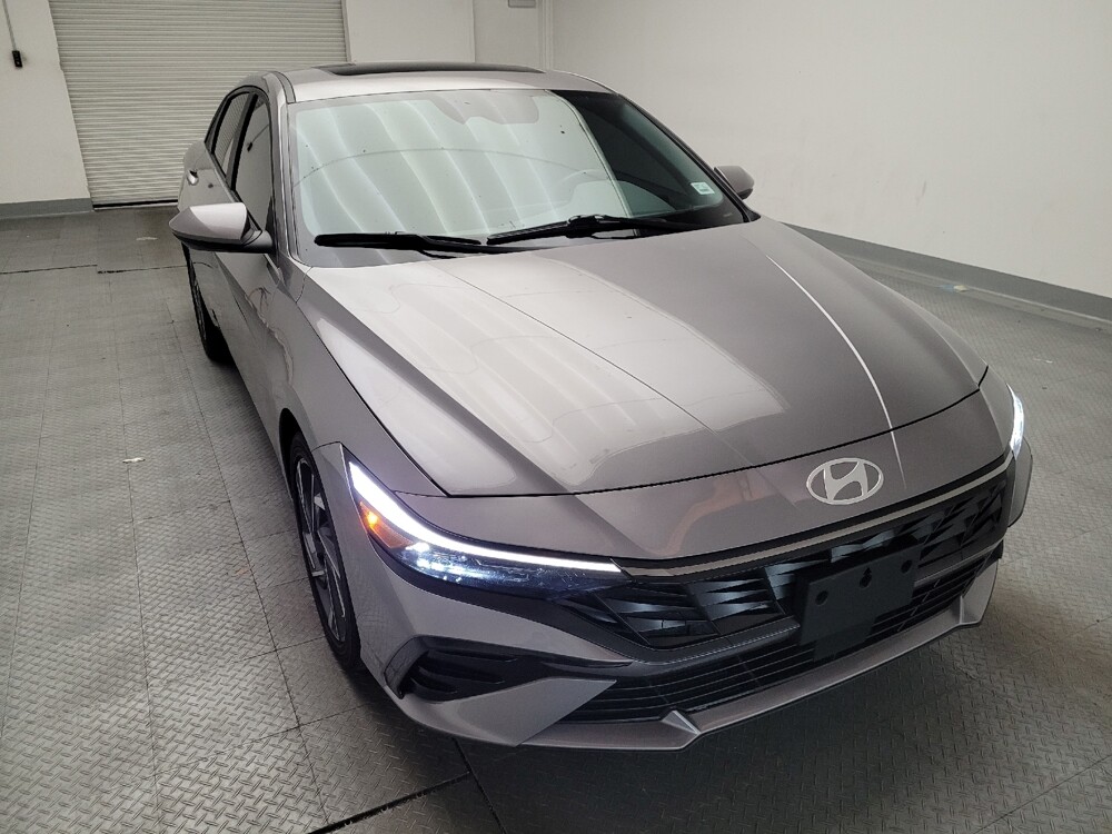 2025 Hyundai Elantra in Downey, CA 90241 - 18140383 14