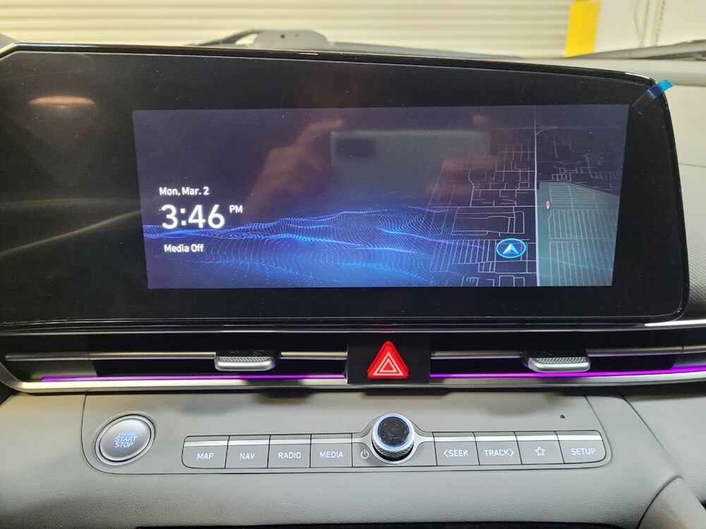 2025 Hyundai Elantra in Downey, CA 90241 - 18140383 25