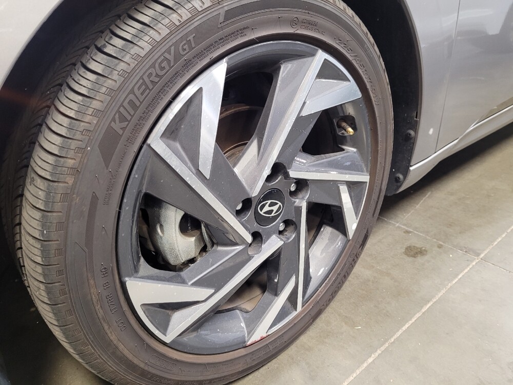 2025 Hyundai Elantra in Downey, CA 90241 - 18140383 31