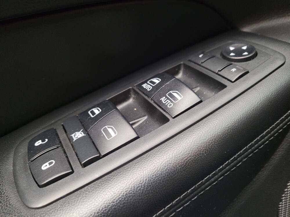 2018 Jeep Grand Cherokee in Downey, CA 90241 - 18140384 27