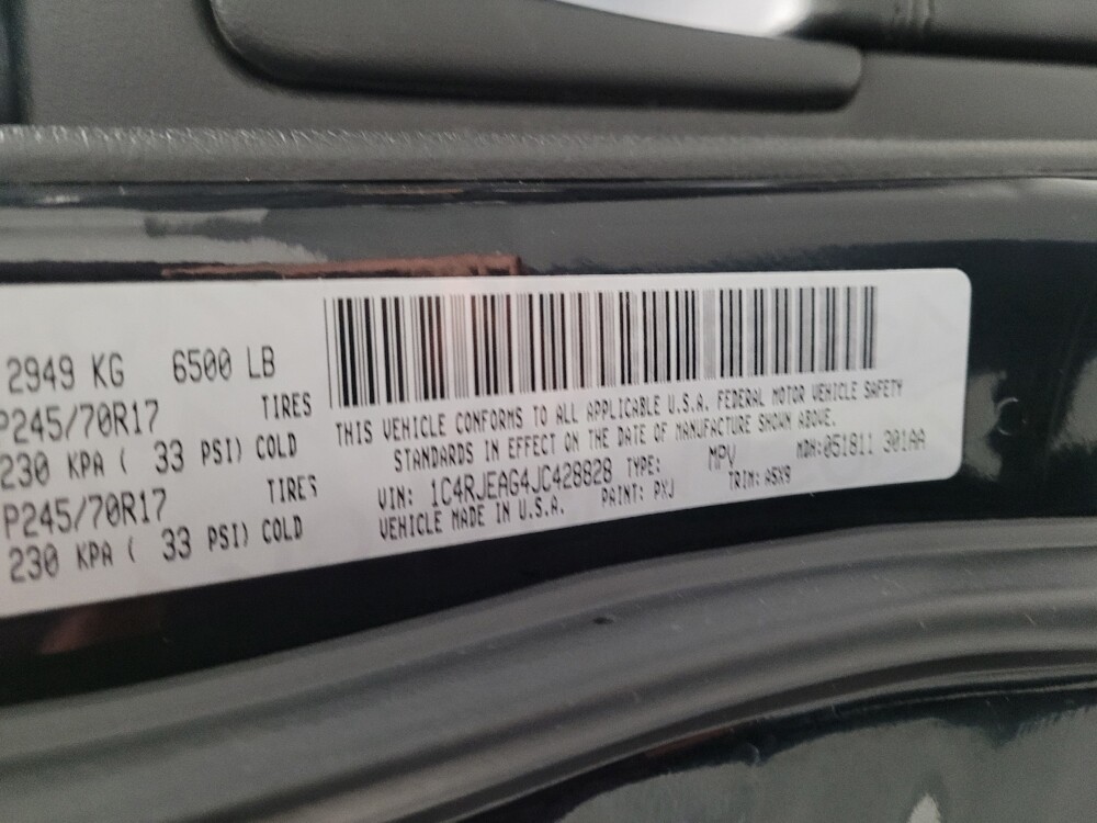 2018 Jeep Grand Cherokee in Downey, CA 90241 - 18140384 33