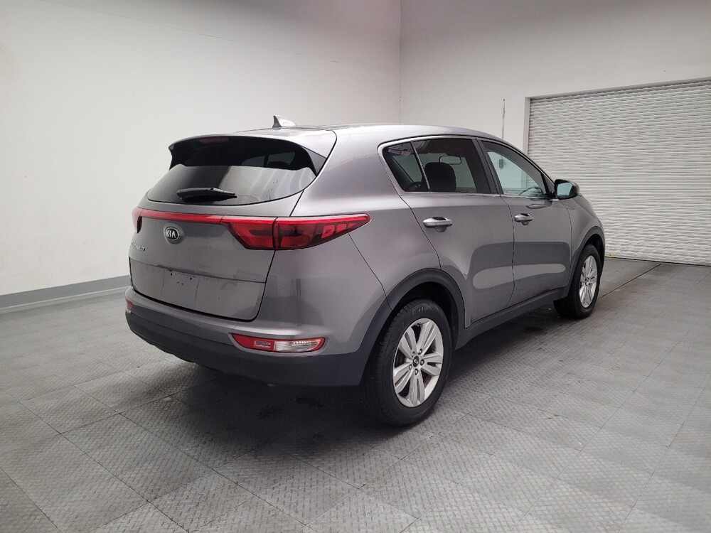 2017 Kia Sportage in Sacramento, CA 95821 - 18140385 9