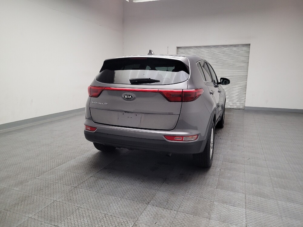 2017 Kia Sportage in Sacramento, CA 95821 - 18140385 7