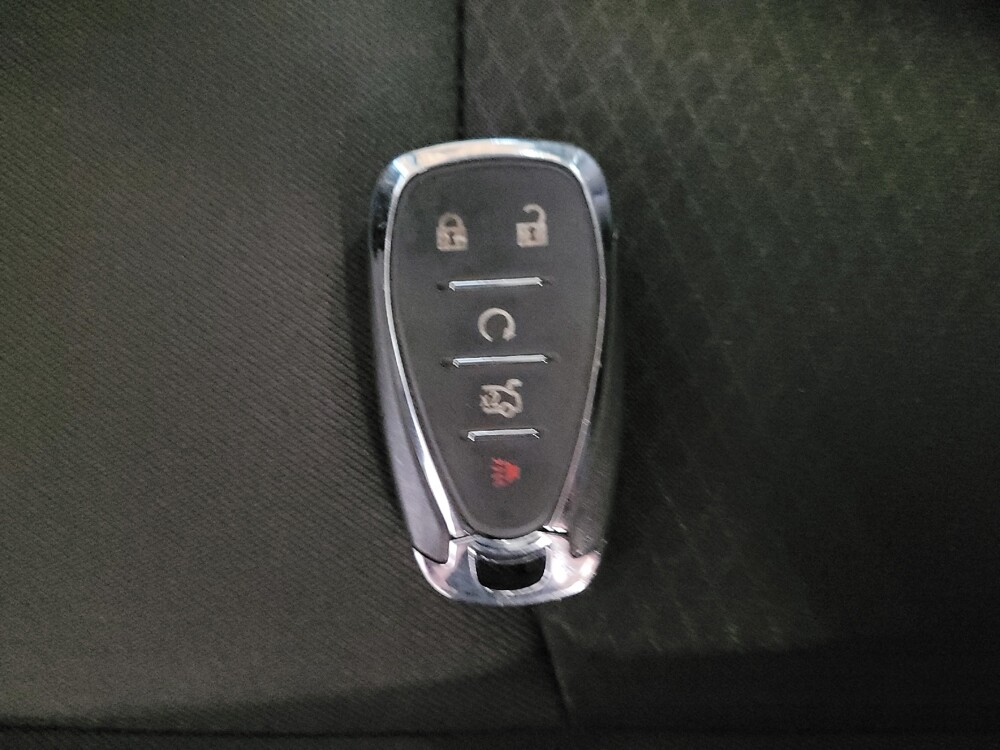 2025 Chevrolet Malibu in Downey, CA 90241 - 18140386 32