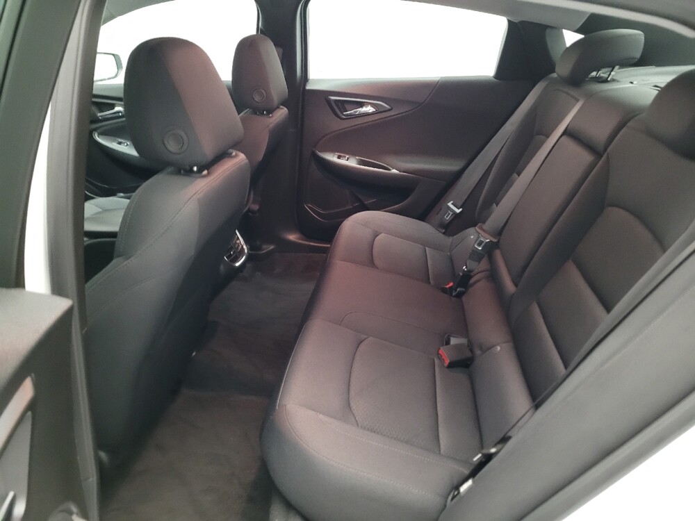 2025 Chevrolet Malibu in Downey, CA 90241 - 18140386 18