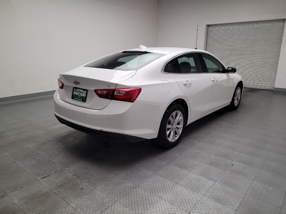 2025 Chevrolet Malibu in Downey, CA 90241 - 18140386 9
