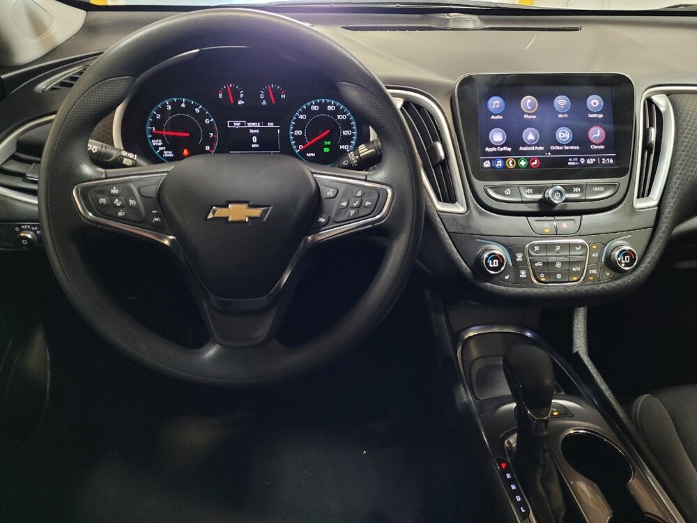 2025 Chevrolet Malibu in Downey, CA 90241 - 18140386 22
