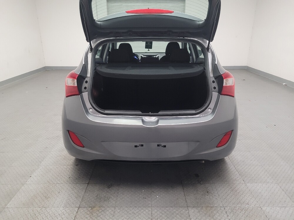 2016 Hyundai Elantra in Downey, CA 90241 - 18140387 29