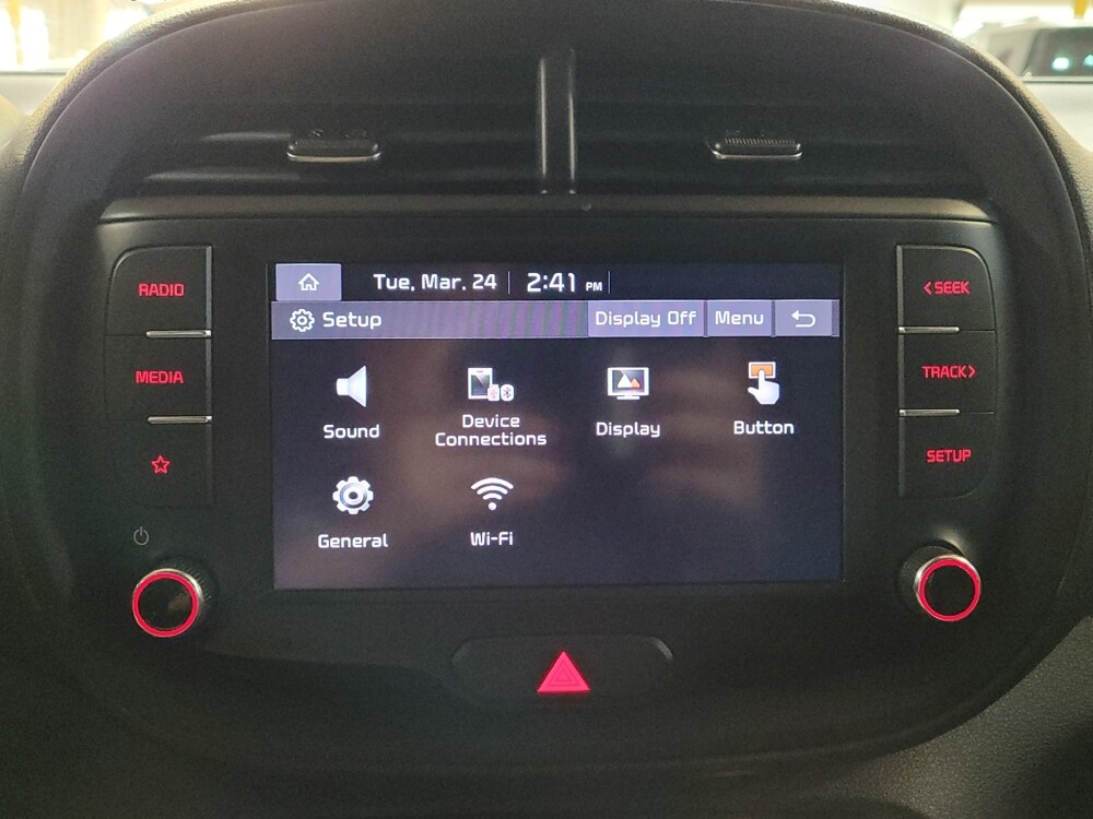 2022 Kia Soul in Downey, CA 90241 - 18140389 25