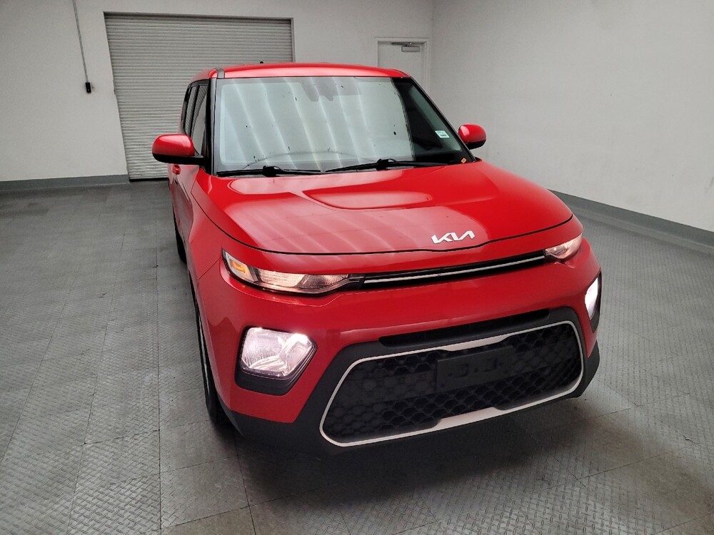 2022 Kia Soul in Downey, CA 90241 - 18140389 14