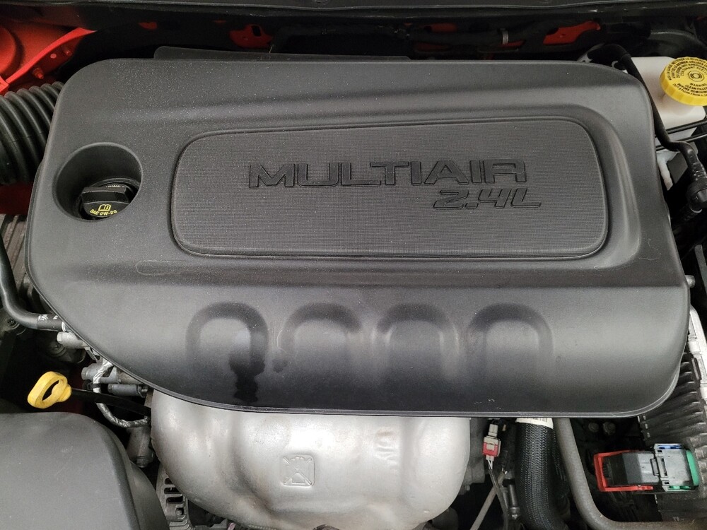 2021 Jeep Cherokee in Downey, CA 90241 - 18140390 30