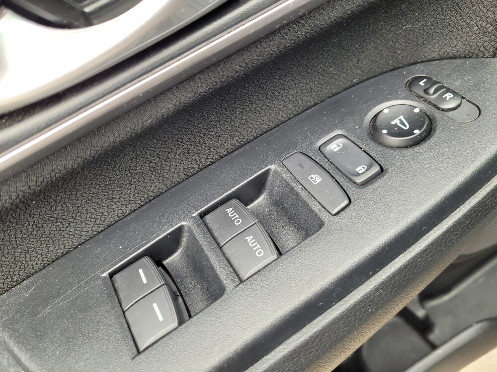 2019 Honda CR-V in Sacramento, CA 95821 - 18140392 27