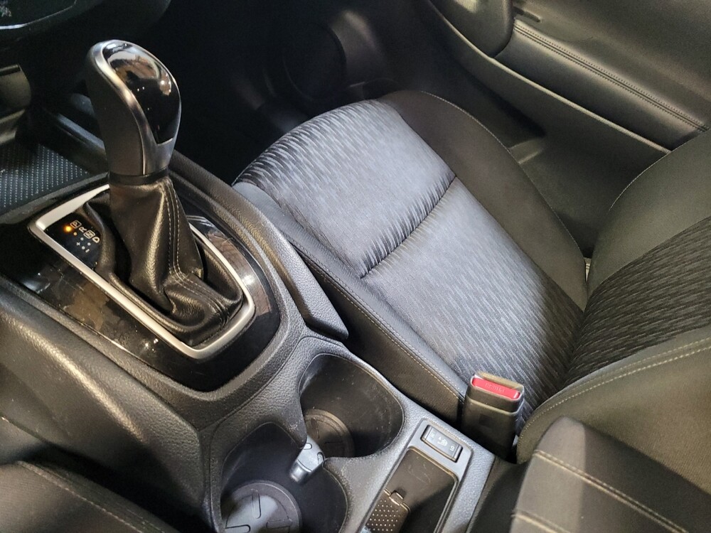 2019 Nissan Rogue in Downey, CA 90241 - 18140395 26