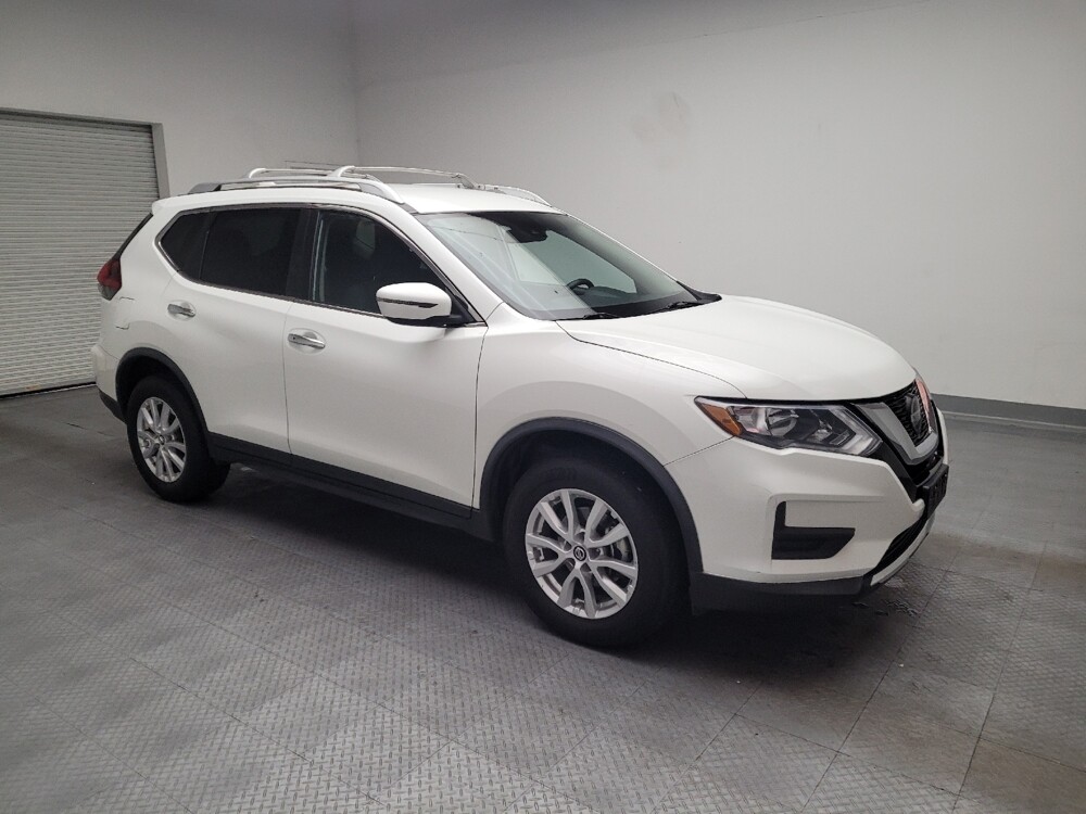 2019 Nissan Rogue in Downey, CA 90241 - 18140395 11