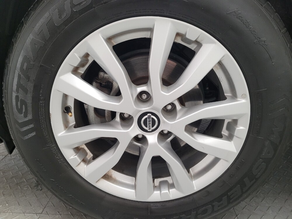 2019 Nissan Rogue in Downey, CA 90241 - 18140395 31