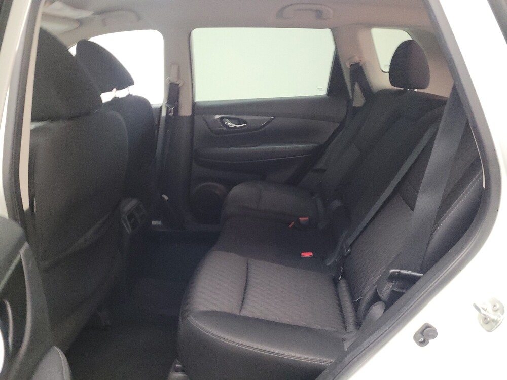 2019 Nissan Rogue in Downey, CA 90241 - 18140395 18