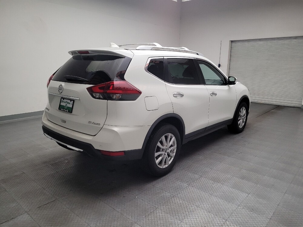 2019 Nissan Rogue in Downey, CA 90241 - 18140395 9