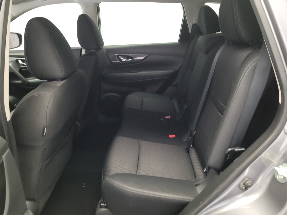 2018 Nissan Rogue in Downey, CA 90241 - 18140399 18
