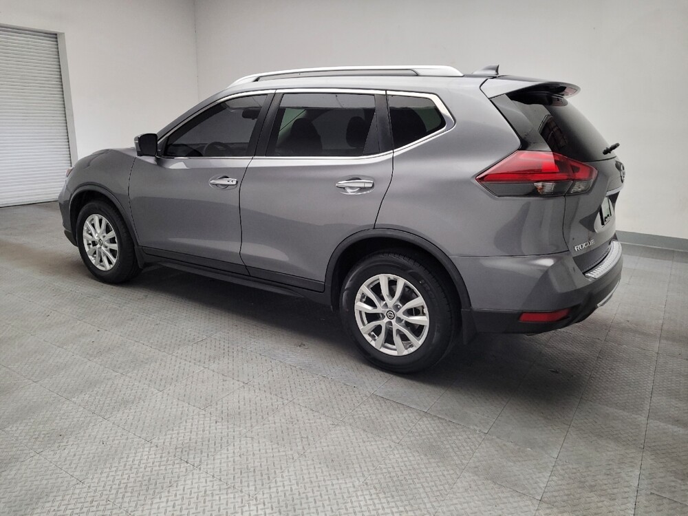 2018 Nissan Rogue in Downey, CA 90241 - 18140399 3