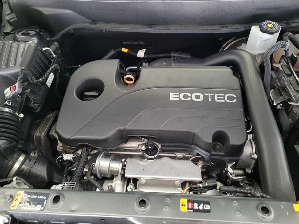 2020 Chevrolet Equinox in El Cajon, CA 92020 - 18140401 30