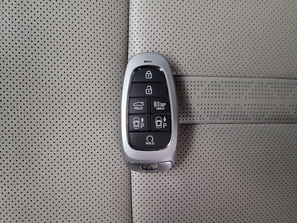 2022 Hyundai Sonata in Downey, CA 90241 - 18140402 32