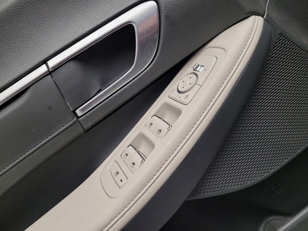 2022 Hyundai Sonata in Downey, CA 90241 - 18140402 27