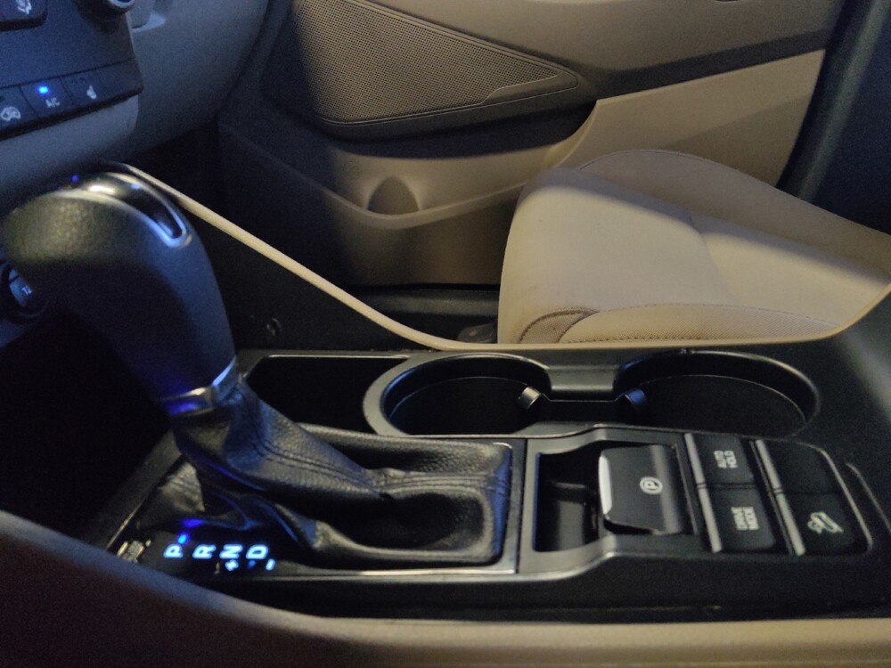 2020 Hyundai Tucson in Phoenix, AZ 85022 - 18140407 26