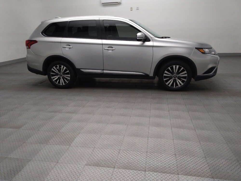 2019 Mitsubishi Outlander in Tyler, TX 75701 - 18140412 11