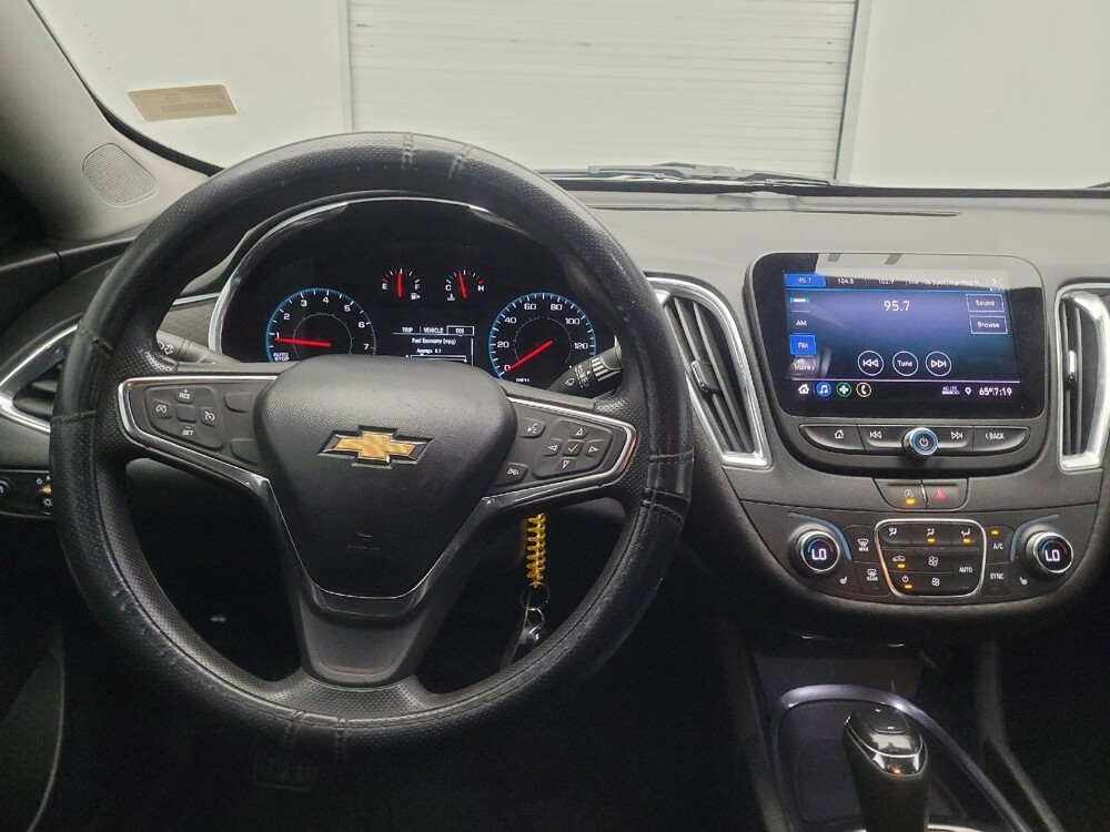 2020 Chevrolet Malibu in Columbus, GA 31909 - 18140424 22