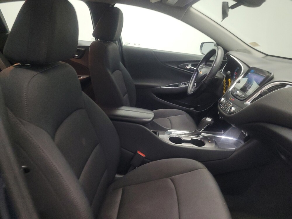 2020 Chevrolet Malibu in Columbus, GA 31909 - 18140424 21
