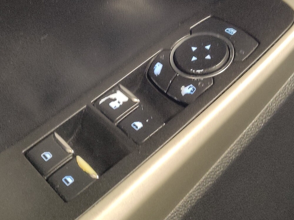 2021 Ford Explorer in Tulsa, OK 74145 - 18140434 27