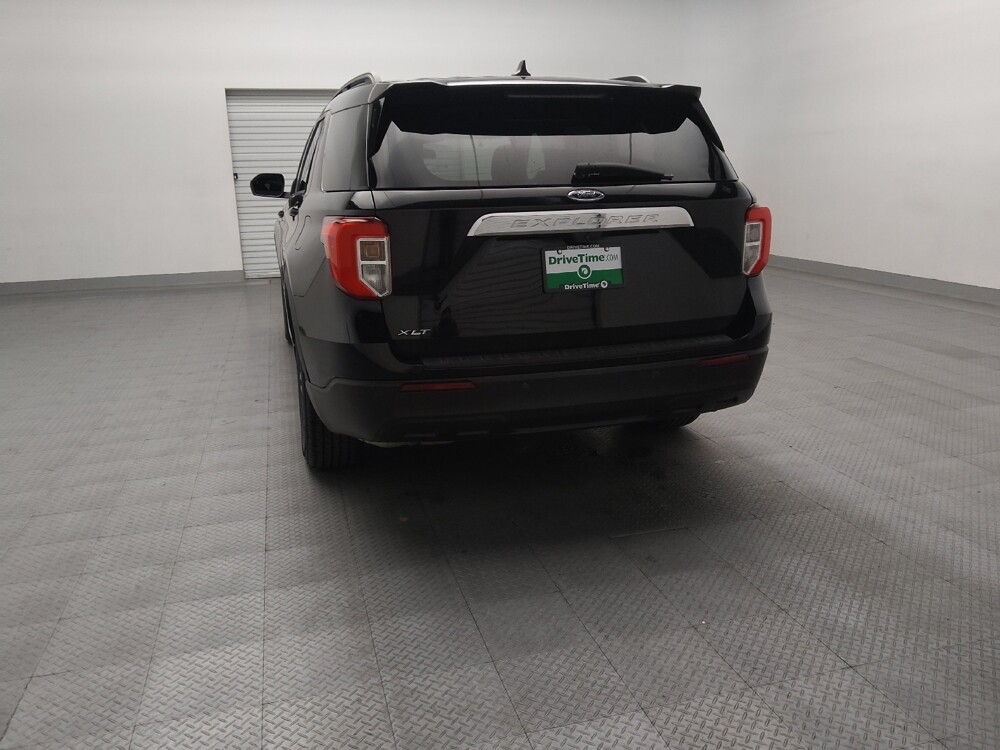 2021 Ford Explorer in Tulsa, OK 74145 - 18140434 6