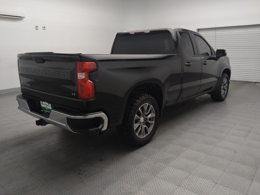 2020 Chevrolet Silverado 1500 in Oklahoma City, OK 73139 - 18140442 9