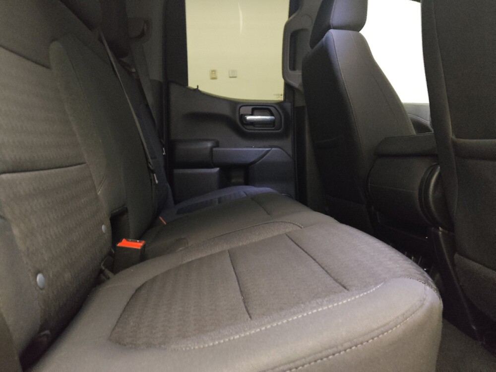 2020 Chevrolet Silverado 1500 in Oklahoma City, OK 73139 - 18140442 19