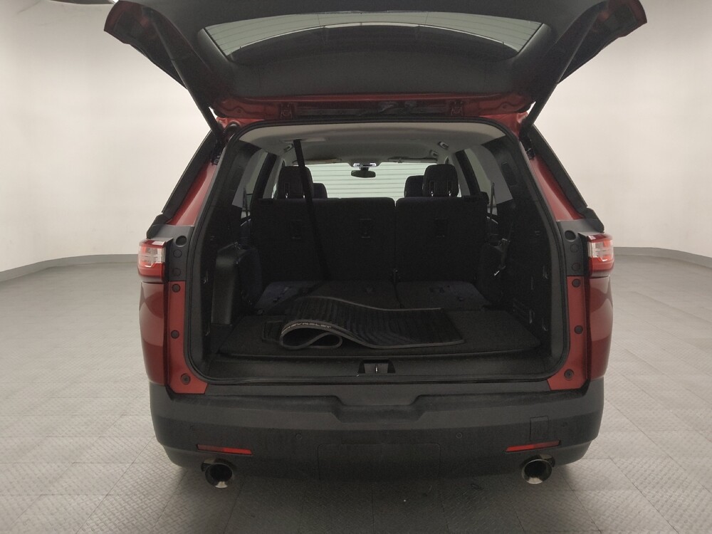 2018 Chevrolet Traverse in Tulsa, OK 74145 - 18140443 29