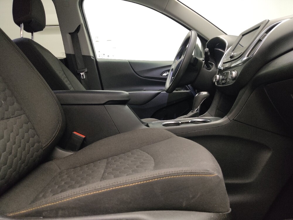 2021 Chevrolet Equinox in Fort Worth, TX 76116 - 18140448 21
