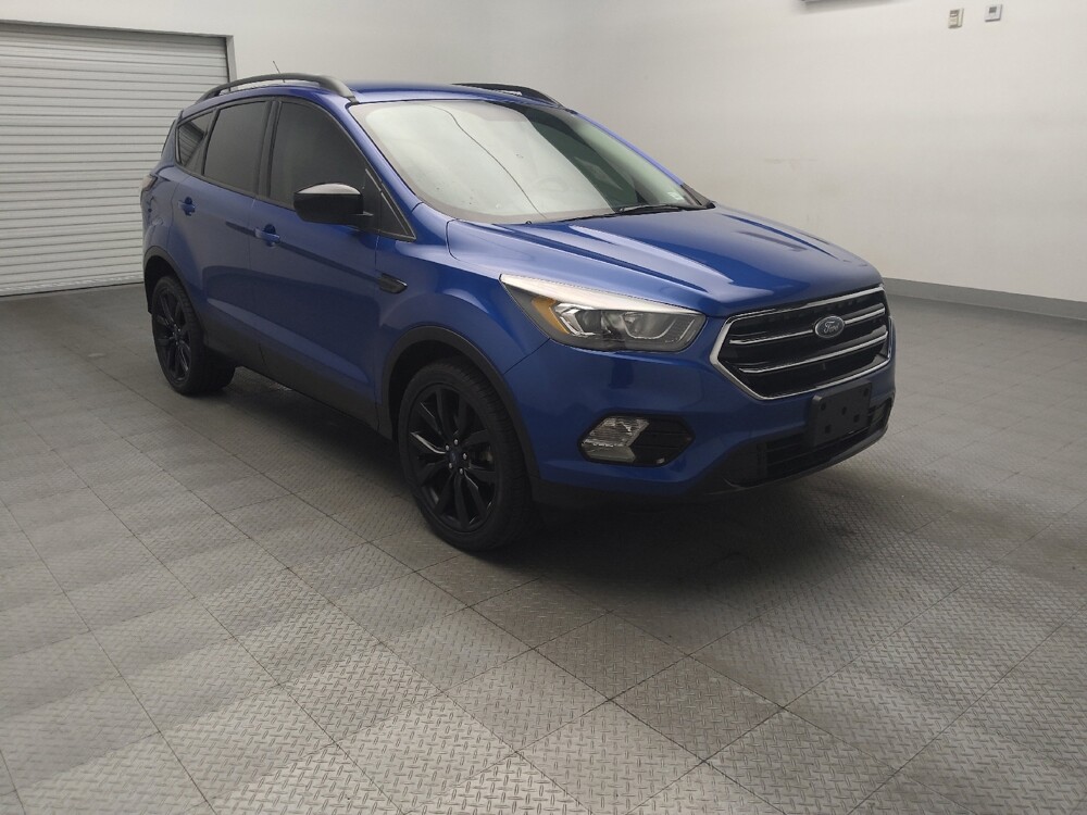 2017 Ford Escape in Tyler, TX 75701 - 18140449 13