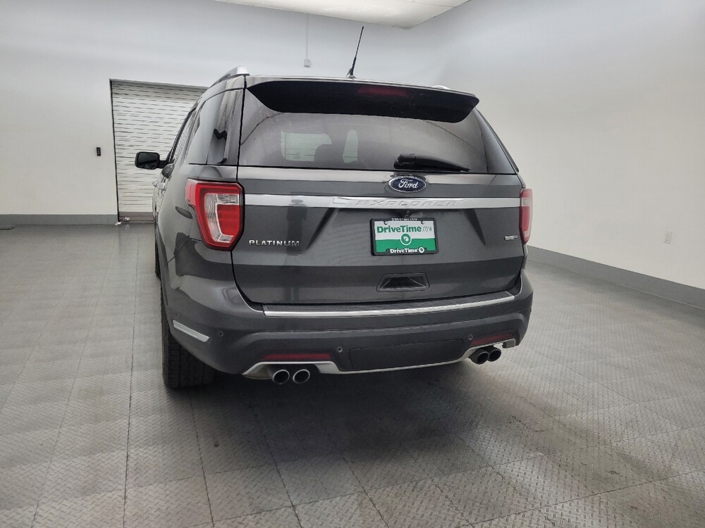2018 Ford Explorer in Glendale, AZ 85301 - 18140458 6