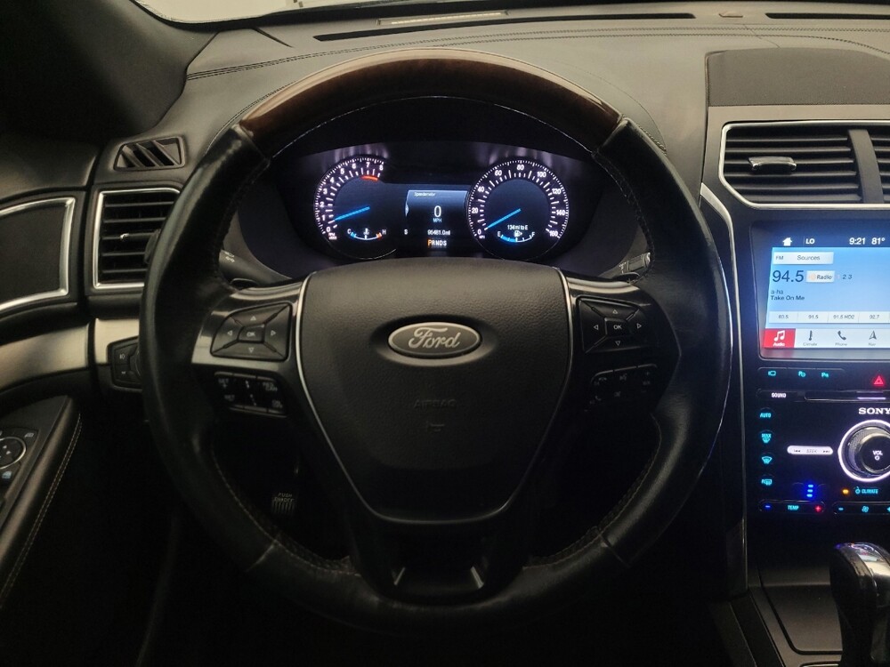 2018 Ford Explorer in Glendale, AZ 85301 - 18140458 22