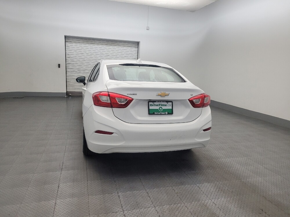 2016 Chevrolet Cruze in Chandler, AZ 85225 - 18140461 6