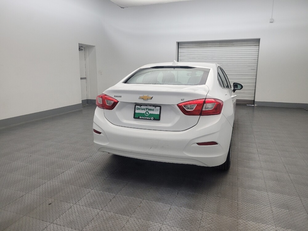 2016 Chevrolet Cruze in Chandler, AZ 85225 - 18140461 7